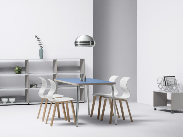 Linoleum table with Canteen legs